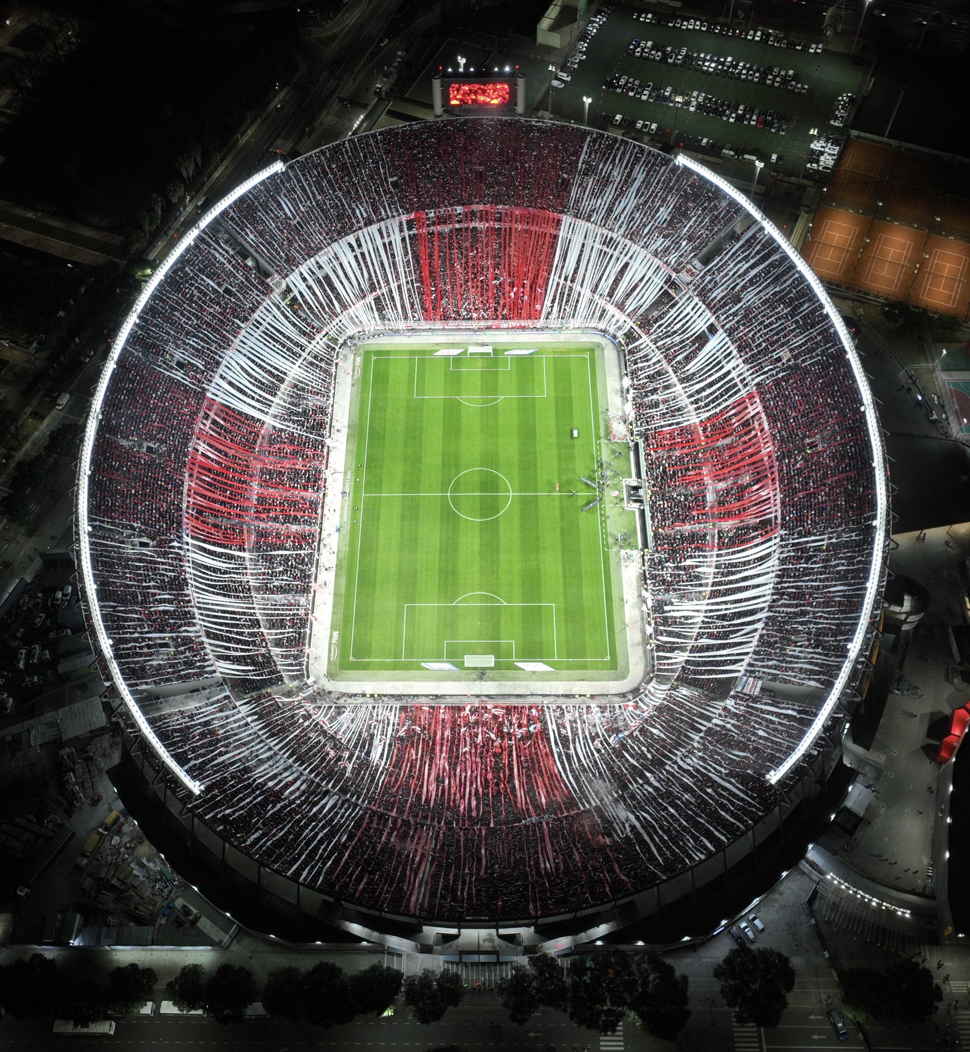 یاریگەی مونومێنتالی ریڤەرپلەیت